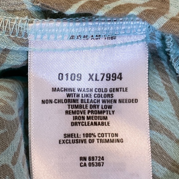 Columbia  Aqua Floral Top Size M - Picture 7 of 13